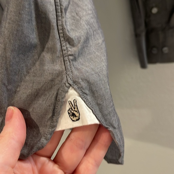 John Varvatos slim fit button down - Picture 5 of 7